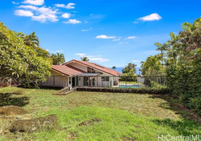 1758 Laukahi Street,Honolulu,Hawaii,96821,4 ベッドルーム ベッドルーム,2 バスルームバスルーム,一戸建て,Laukahi,18344628