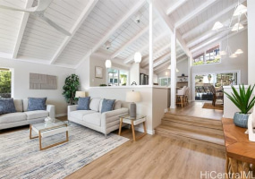 1758 Laukahi Street,Honolulu,Hawaii,96821,4 ベッドルーム ベッドルーム,2 バスルームバスルーム,一戸建て,Laukahi,18344628