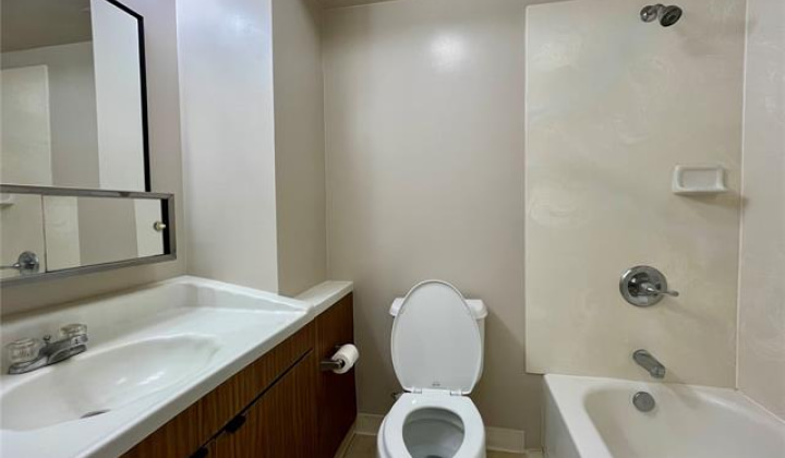 2345 Ala Wai Boulevard,Honolulu,Hawaii,96815,1 BathroomBathrooms,Condo/Townhouse,Ala Wai,12,18344682
