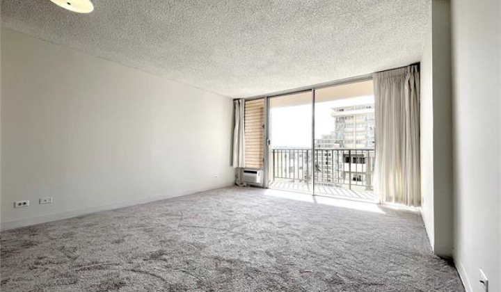2345 Ala Wai Boulevard,Honolulu,Hawaii,96815,1 BathroomBathrooms,Condo/Townhouse,Ala Wai,12,18344682