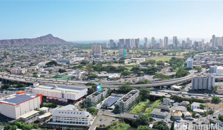2847 Waialae Avenue,Honolulu,Hawaii,96826,2 Bedrooms Bedrooms,1 BathroomBathrooms,Condo/Townhouse,Waialae,5,18344867