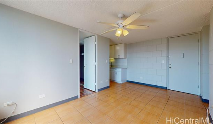 2847 Waialae Avenue,Honolulu,Hawaii,96826,2 Bedrooms Bedrooms,1 BathroomBathrooms,Condo/Townhouse,Waialae,5,18344867