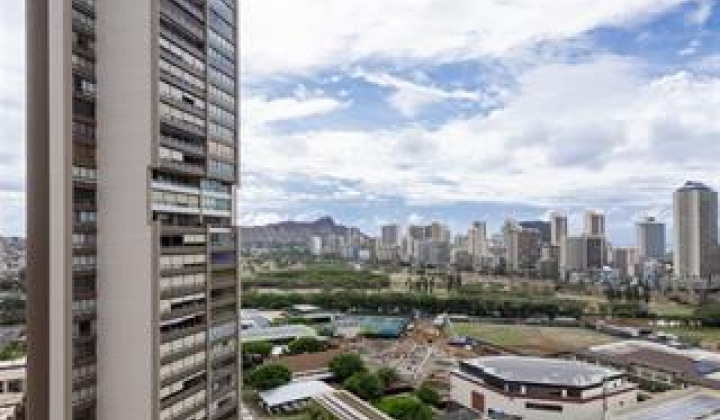 1909 Ala Wai Boulevard,Honolulu,Hawaii,96815,2 ベッドルーム ベッドルーム,1 バスルームバスルーム,コンド / タウンハウス,Ala Wai,13,17911090