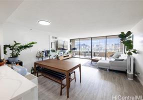 581 Kamoku Street,Honolulu,Hawaii,96826,2 ベッドルーム ベッドルーム,2 バスルームバスルーム,コンド / タウンハウス,Kamoku,23,18345410