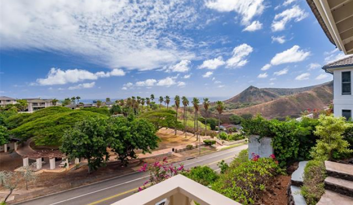 1033 Hanohano Way,Honolulu,Hawaii,96825,3 ベッドルーム ベッドルーム,2 バスルームバスルーム,一戸建て,Hanohano,18345523