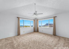 1033 Hanohano Way,Honolulu,Hawaii,96825,3 ベッドルーム ベッドルーム,2 バスルームバスルーム,一戸建て,Hanohano,18345523
