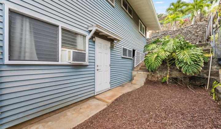 3912 Koko Drive,Honolulu,Hawaii,96816,3 ベッドルーム ベッドルーム,2 バスルームバスルーム,一戸建て,Koko,18797227