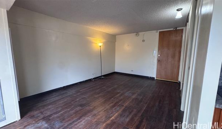 1750 Kalakaua Avenue,Honolulu,Hawaii,96826,1 BathroomBathrooms,Condo/Townhouse,Kalakaua,5,18345565