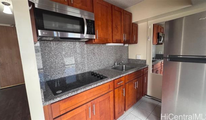 1750 Kalakaua Avenue,Honolulu,Hawaii,96826,1 BathroomBathrooms,Condo/Townhouse,Kalakaua,5,18345565