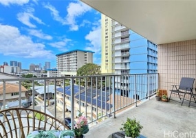 1137 Wilder Avenue,Honolulu,Hawaii,96822,2 Bedrooms Bedrooms,1 BathroomBathrooms,Condo/Townhouse,Wilder,6,17911314