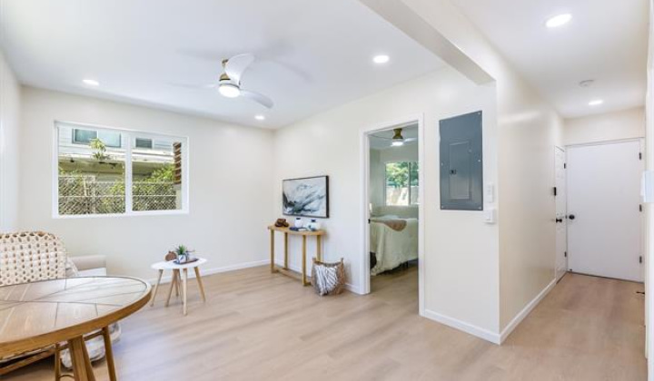 2326 Rose Street,Honolulu,Hawaii,96819,5 Bedrooms Bedrooms,2 BathroomsBathrooms,Single family,Rose,18345880