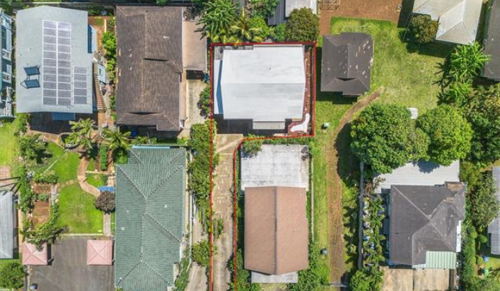 2326 Rose Street,Honolulu,Hawaii,96819,5 Bedrooms Bedrooms,2 BathroomsBathrooms,Single family,Rose,18345880
