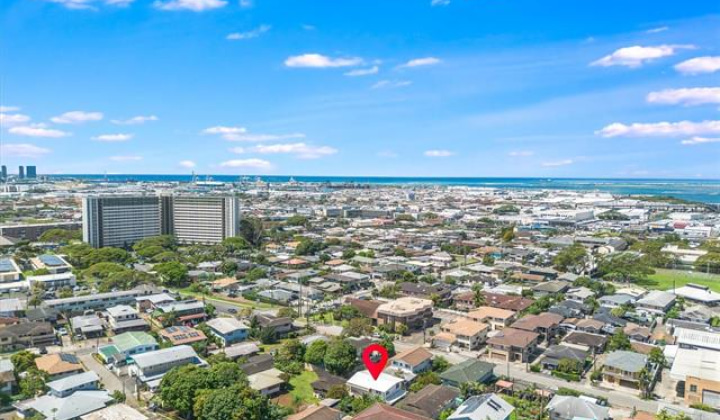 2326 Rose Street,Honolulu,Hawaii,96819,5 Bedrooms Bedrooms,2 BathroomsBathrooms,Single family,Rose,18345880