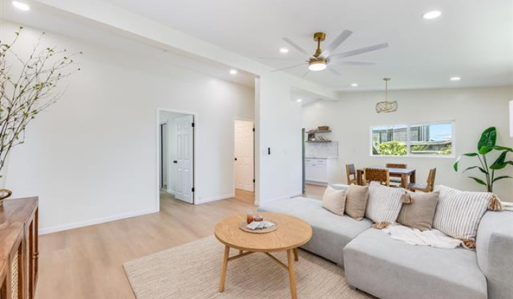 2326 Rose Street,Honolulu,Hawaii,96819,5 Bedrooms Bedrooms,2 BathroomsBathrooms,Single family,Rose,18345880