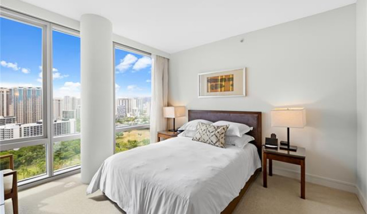 223 Saratoga Road,Honolulu,Hawaii,96815,3 ベッドルーム ベッドルーム,2 バスルームバスルーム,コンド / タウンハウス,Saratoga,27,18346312