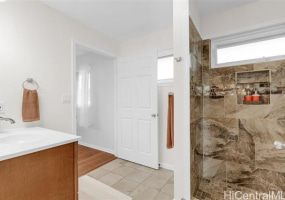 1210 Ulupii Street,Kailua,Hawaii,96734,4 Bedrooms Bedrooms,3 BathroomsBathrooms,Single family,Ulupii,18346419