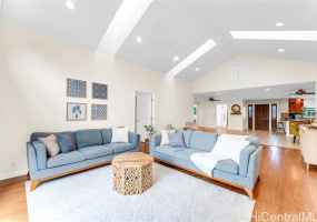 1210 Ulupii Street,Kailua,Hawaii,96734,4 Bedrooms Bedrooms,3 BathroomsBathrooms,Single family,Ulupii,18346419
