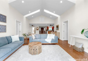 1210 Ulupii Street,Kailua,Hawaii,96734,4 Bedrooms Bedrooms,3 BathroomsBathrooms,Single family,Ulupii,18346419