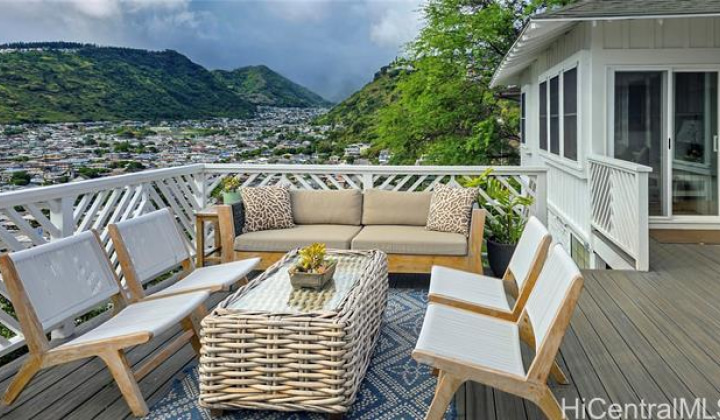 1341 Highview Place,Honolulu,Hawaii,96816,4 ベッドルーム ベッドルーム,3 バスルームバスルーム,一戸建て,Highview,19508391