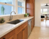 1341 Highview Place,Honolulu,Hawaii,96816,4 ベッドルーム ベッドルーム,3 バスルームバスルーム,一戸建て,Highview,19508391