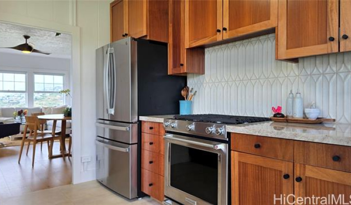 1341 Highview Place,Honolulu,Hawaii,96816,4 ベッドルーム ベッドルーム,3 バスルームバスルーム,一戸建て,Highview,19508391