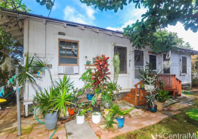 848 Mccully Street,Honolulu,Hawaii,96826,5 ベッドルーム ベッドルーム,3 バスルームバスルーム,一戸建て,Mccully,18346856