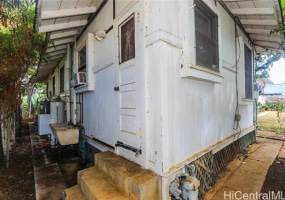 848 Mccully Street,Honolulu,Hawaii,96826,5 ベッドルーム ベッドルーム,3 バスルームバスルーム,一戸建て,Mccully,18346856