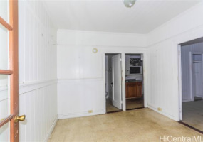 848 Mccully Street,Honolulu,Hawaii,96826,5 ベッドルーム ベッドルーム,3 バスルームバスルーム,一戸建て,Mccully,18346856
