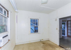 848 Mccully Street,Honolulu,Hawaii,96826,5 ベッドルーム ベッドルーム,3 バスルームバスルーム,一戸建て,Mccully,18346856