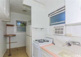 848 Mccully Street,Honolulu,Hawaii,96826,5 ベッドルーム ベッドルーム,3 バスルームバスルーム,一戸建て,Mccully,18346856
