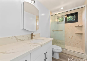 2526 Waolani Avenue,Honolulu,Hawaii,96817,8 ベッドルーム ベッドルーム,10 バスルームバスルーム,一戸建て,Waolani,18346904
