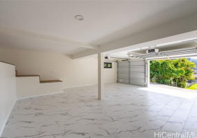 2526 Waolani Avenue,Honolulu,Hawaii,96817,8 ベッドルーム ベッドルーム,10 バスルームバスルーム,一戸建て,Waolani,18346904