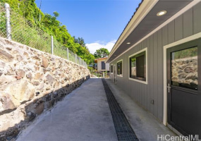 2526 Waolani Avenue,Honolulu,Hawaii,96817,8 ベッドルーム ベッドルーム,10 バスルームバスルーム,一戸建て,Waolani,18346904