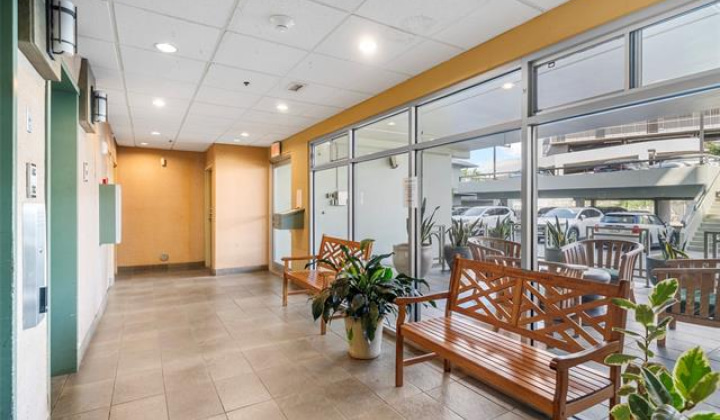 2522 Date Street,Honolulu,Hawaii,96826,2 Bedrooms Bedrooms,1 BathroomBathrooms,Condo/Townhouse,Date,18,19508669