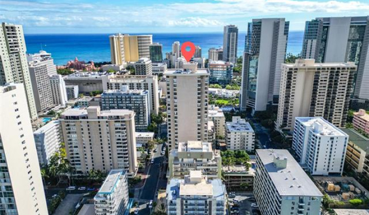 430 Lewers Street,Honolulu,Hawaii,96815,2 ベッドルーム ベッドルーム,2 バスルームバスルーム,コンド / タウンハウス,Lewers,25,18798812