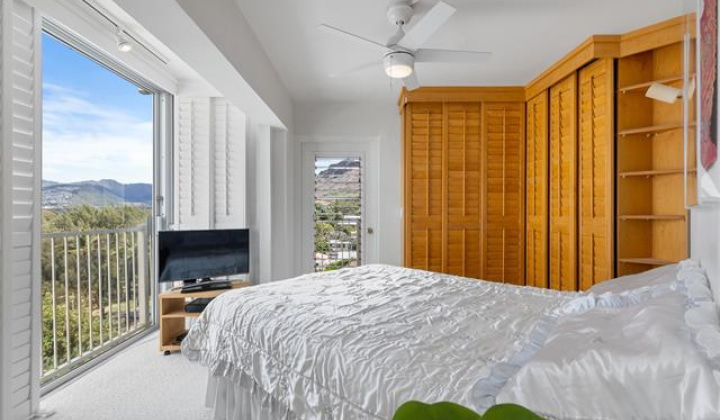 3015 Kalakaua Avenue,Honolulu,Hawaii,96815,1 Bedroom Bedrooms,1 BathroomBathrooms,Condo/Townhouse,Kalakaua,9,18346962