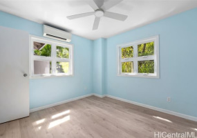 1305 Lunalilo Home Road,Honolulu,Hawaii,96825,7 ベッドルーム ベッドルーム,5 バスルームバスルーム,一戸建て,Lunalilo Home,18798962