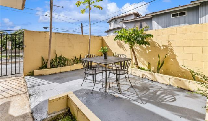 608 Vineyard Boulevard,Honolulu,Hawaii,96817,1 ベッドルーム ベッドルーム,1 バスルームバスルーム,コンド / タウンハウス,Vineyard,1,18347158