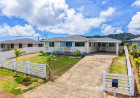 45-420 Pua Makahala Street,Kaneohe,Hawaii,96744,6 ベッドルーム ベッドルーム,3 バスルームバスルーム,一戸建て,Pua Makahala,18799068