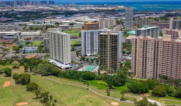 3050 Ala Poha Place,Honolulu,Hawaii,96818,2 Bedrooms Bedrooms,2 BathroomsBathrooms,Condo/Townhouse,Ala Poha,5,19509242