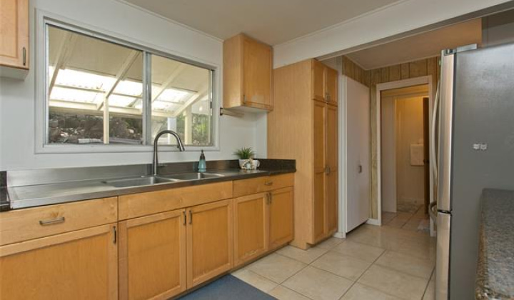 3812 Anuhea Street,Honolulu,Hawaii,96816,5 ベッドルーム ベッドルーム,3 バスルームバスルーム,一戸建て,Anuhea,18799586