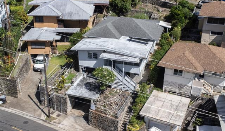 2233 Waiomao Road,Honolulu,Hawaii,96816,4 ベッドルーム ベッドルーム,2 バスルームバスルーム,一戸建て,Waiomao,18799791