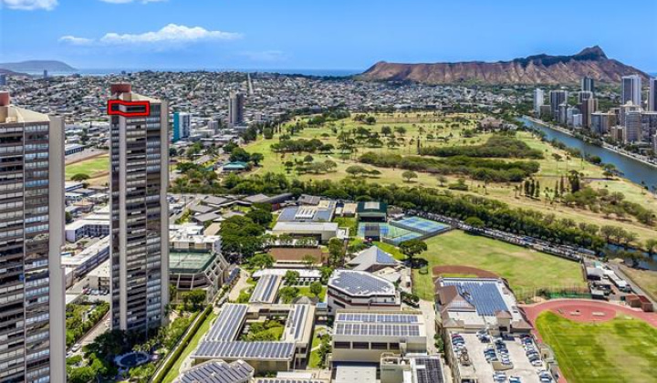 583 Kamoku Street,Honolulu,Hawaii,96826,2 ベッドルーム ベッドルーム,2 バスルームバスルーム,コンド / タウンハウス,Kamoku,40,18799820