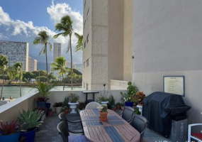 2115 Ala Wai Boulevard,Honolulu,Hawaii,96815,1 ベッドルーム ベッドルーム,1 バスルームバスルーム,コンド / タウンハウス,Ala Wai,12,18799894