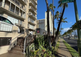2115 Ala Wai Boulevard,Honolulu,Hawaii,96815,1 ベッドルーム ベッドルーム,1 バスルームバスルーム,コンド / タウンハウス,Ala Wai,12,18799894