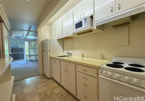 1700 Makiki Street,Honolulu,Hawaii,96822,1 Bedroom Bedrooms,1 BathroomBathrooms,Condo/Townhouse,Makiki,1,18348034
