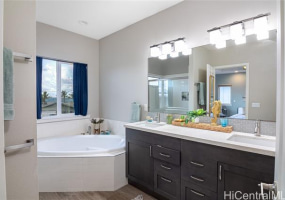 45-075 Waikalua Road,Kaneohe,Hawaii,96744,3 Bedrooms Bedrooms,3 BathroomsBathrooms,Single family,Waikalua,18348076