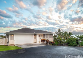 45-075 Waikalua Road,Kaneohe,Hawaii,96744,3 Bedrooms Bedrooms,3 BathroomsBathrooms,Single family,Waikalua,18348076
