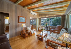 3118 Esther Street,Honolulu,Hawaii,96815,6 Bedrooms Bedrooms,3 BathroomsBathrooms,Single family,Esther,18348380