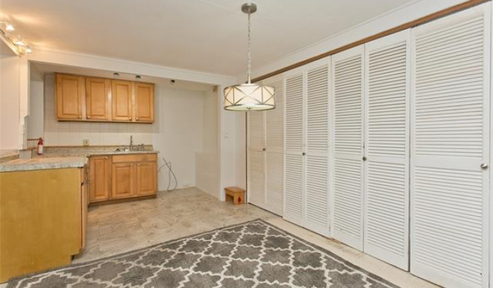 1925 St Louis Drive,Honolulu,Hawaii,96816,5 ベッドルーム ベッドルーム,3 バスルームバスルーム,一戸建て,St Louis,18800339
